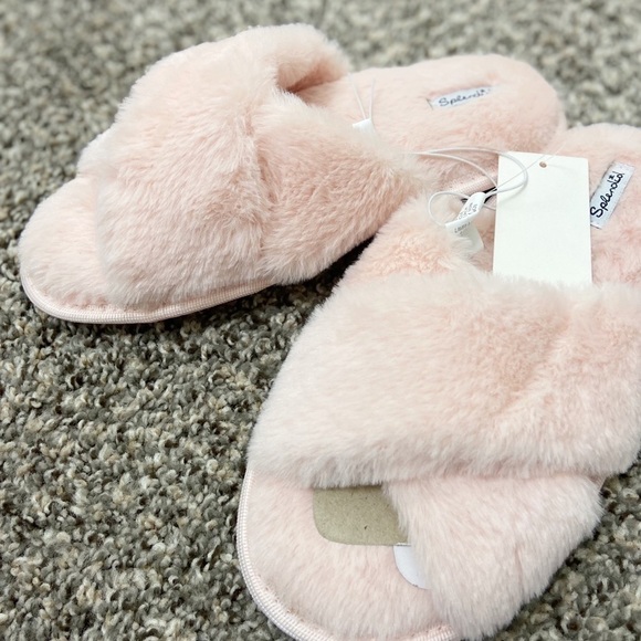 SPLENDID NEW Faux Fur Crisscross Slippers Pink - Picture 3 of 5